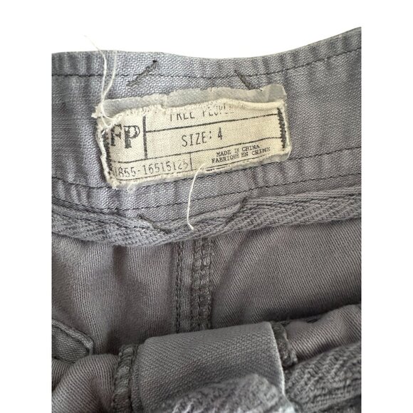 FREE PEOPLE Women’s Gray Wash Casual Shorts Size 4 - Picture 9 of 9